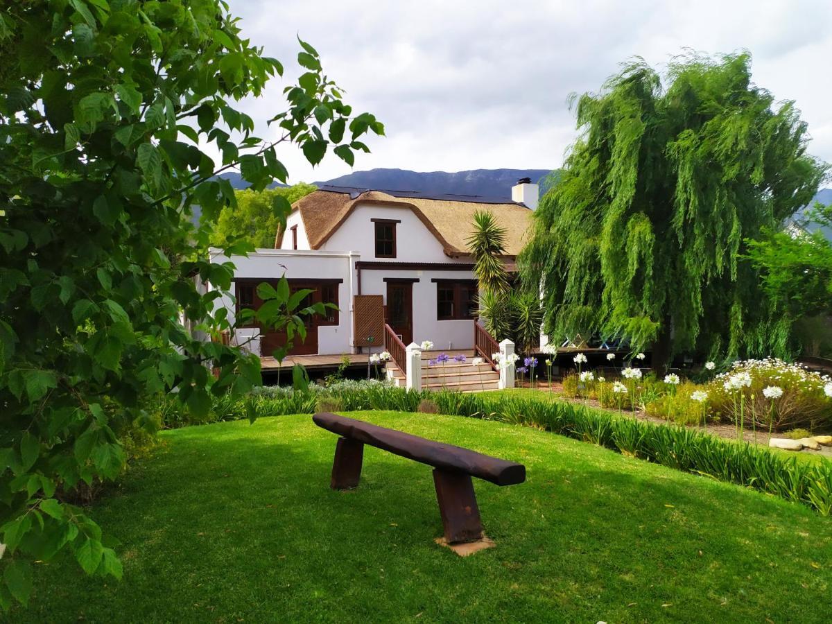 The Victoria Room Грейтън Екстериор снимка